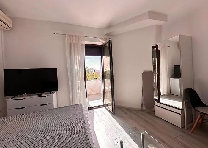 In Apartmán *