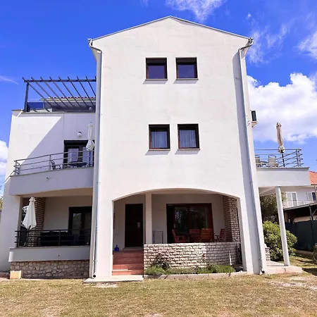 Appartement In *